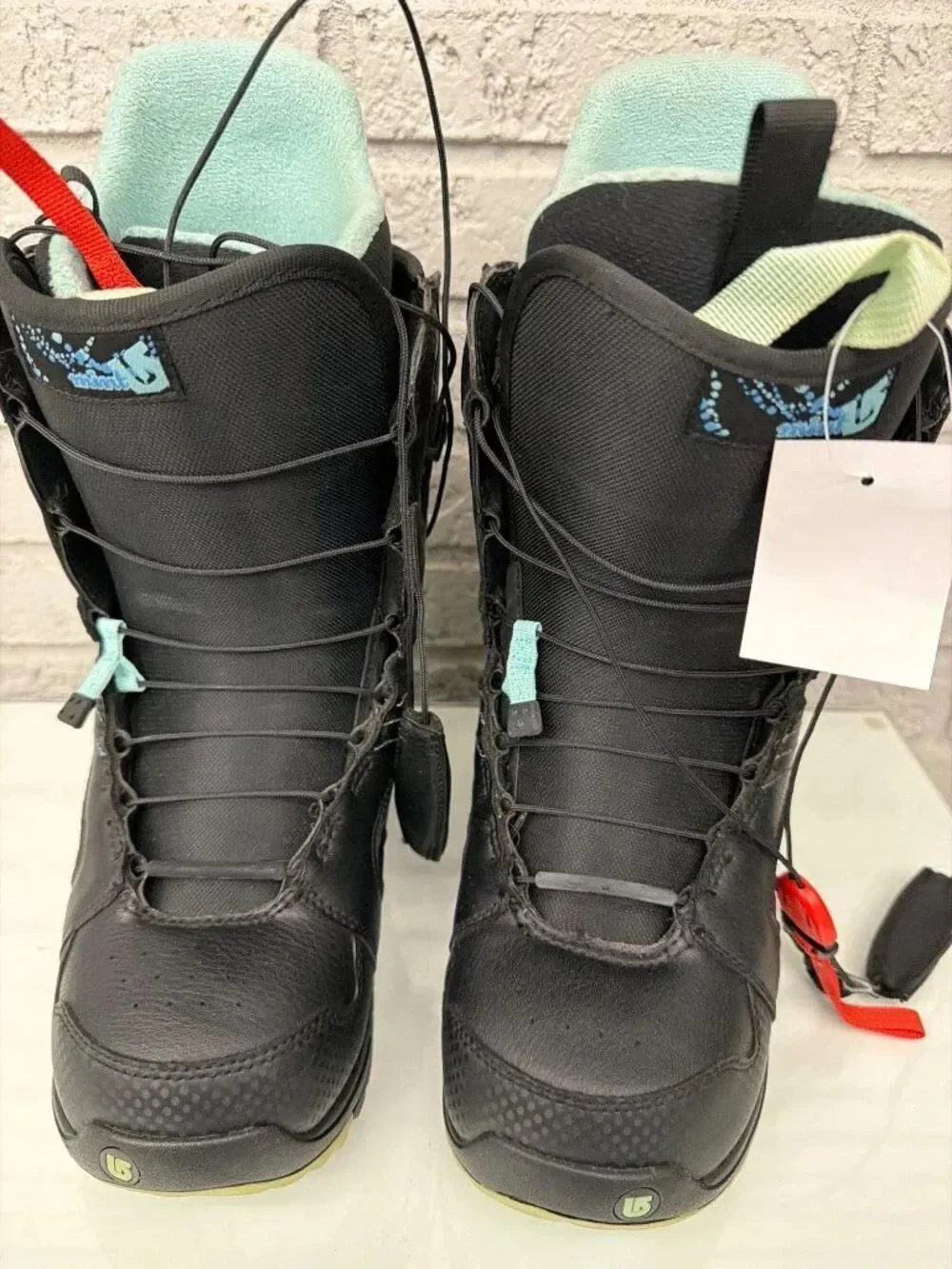 Burton Women's Mint Asian-Fit Snowboard Boots Black True Fit Imprint Size 8